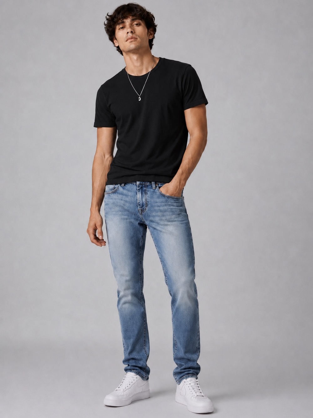 Buck Mason Maverick Slim Japanese Denim Jeans 32x34 Light Wash NWT Can fit 33 34